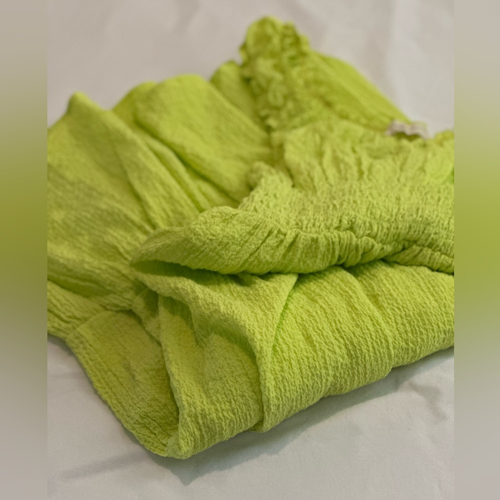 Lime Green Textured Dress. Urban Outfitters size XS